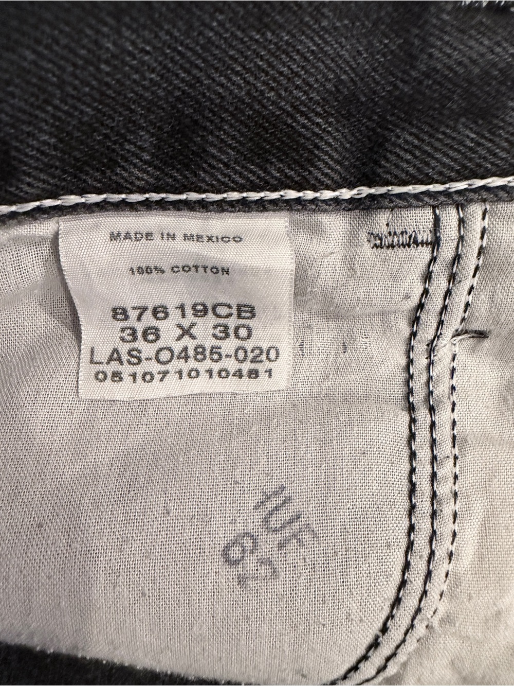 Rustler Men's Washed Black Relaxed Jeans - Picture 11 of 11